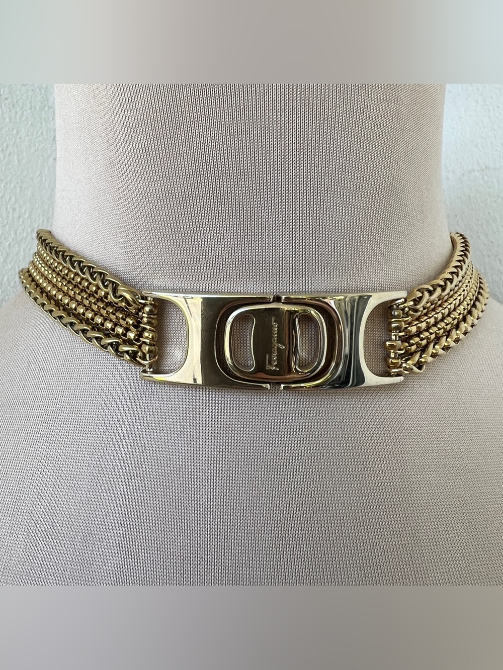 Custom Salvatore Ferragamo Vara Vintage Statement Choker in Gold 15-16”